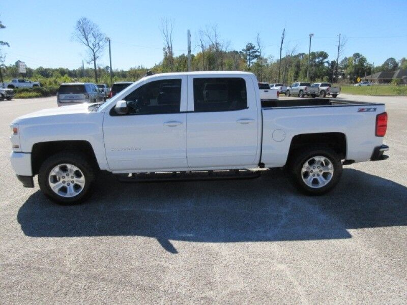 2017 Chevrolet Silverado 1500 4WD Crew Cab 143.5 LT w/2LT Saint George SC