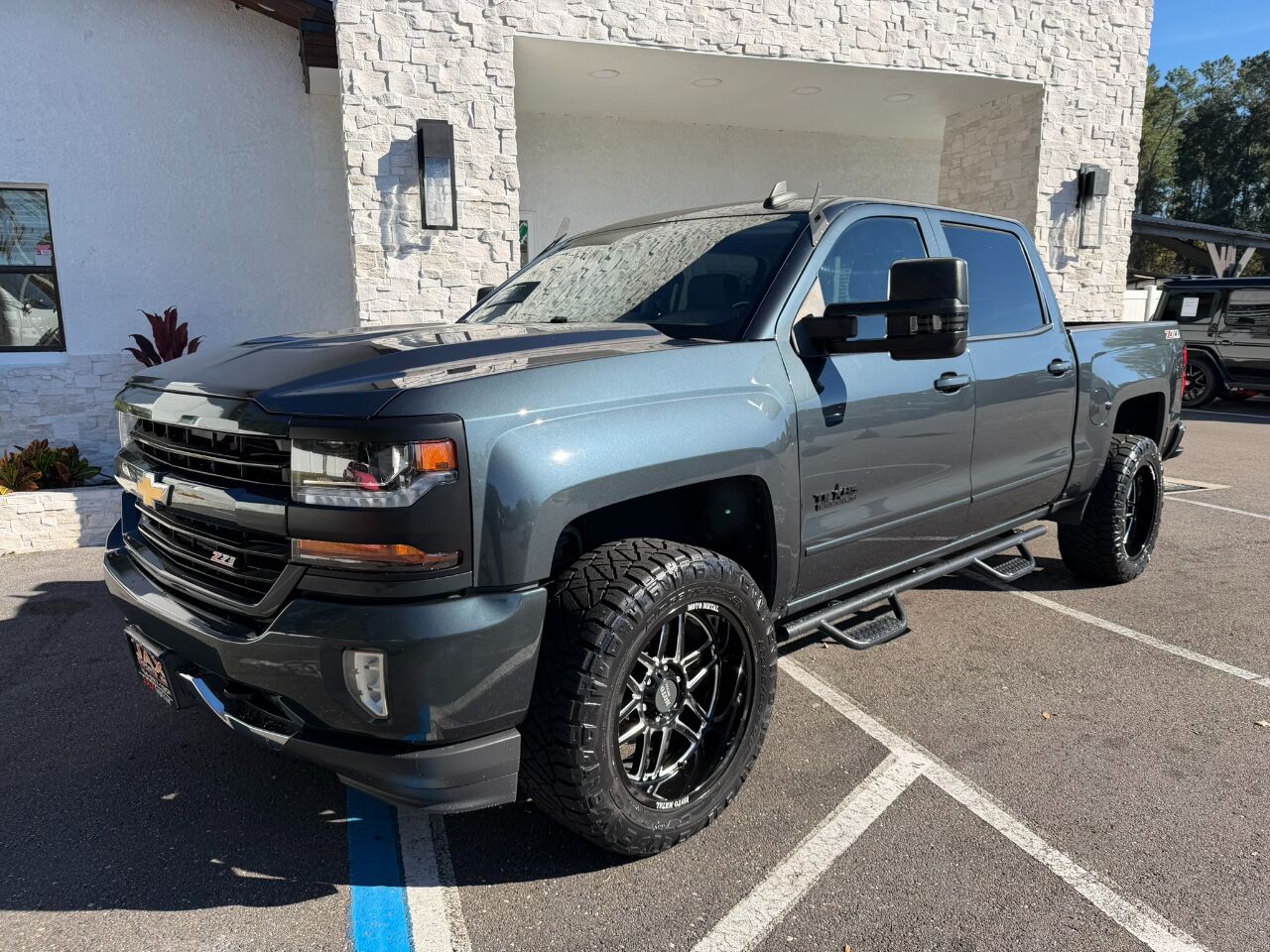2017 Chevrolet Silverado 1500 4WD Crew Cab 143.5&quot; LT w/2LT