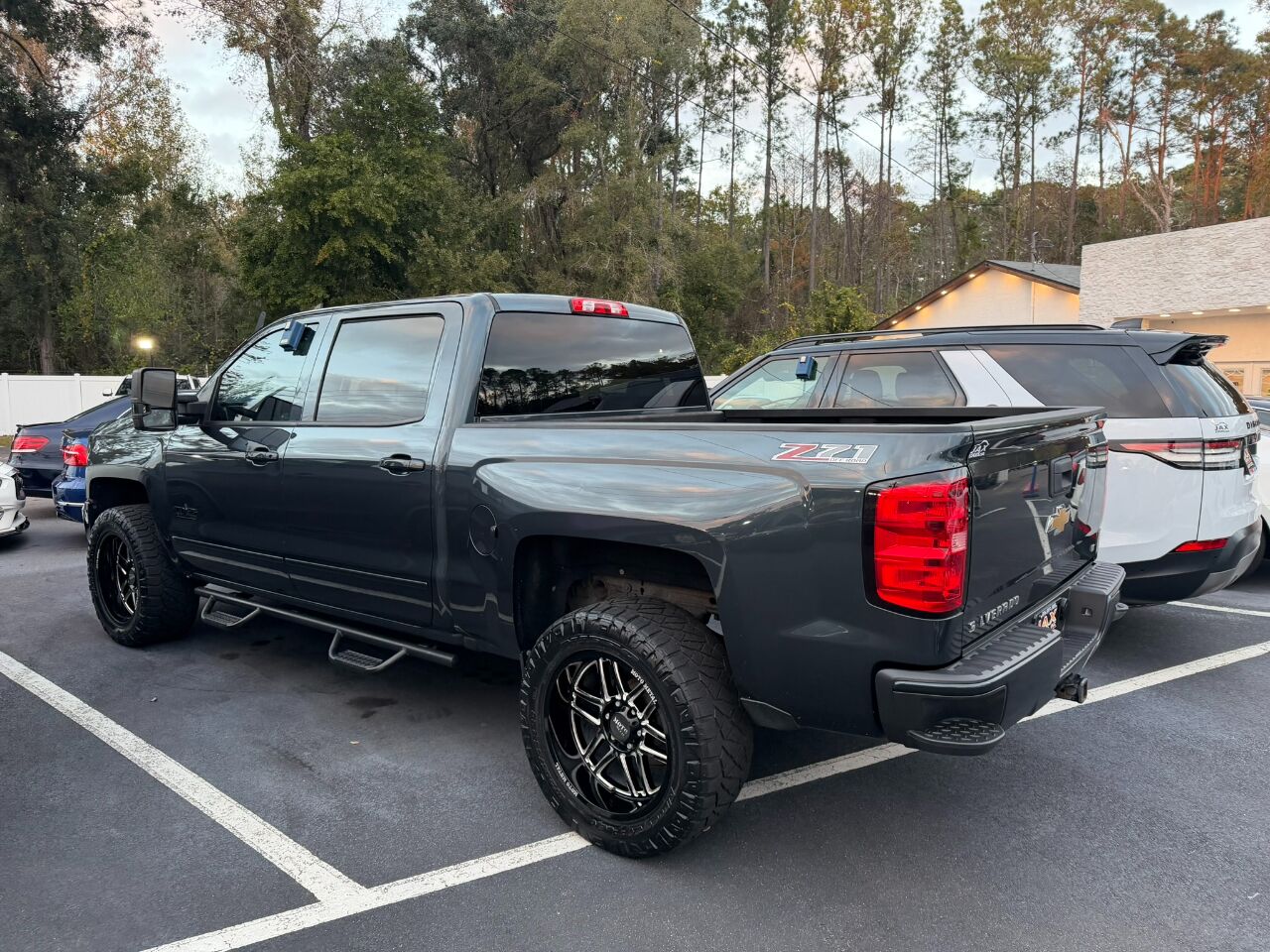 2017 Chevrolet Silverado 1500 4WD Crew Cab 143.5&quot; LT w/2LT