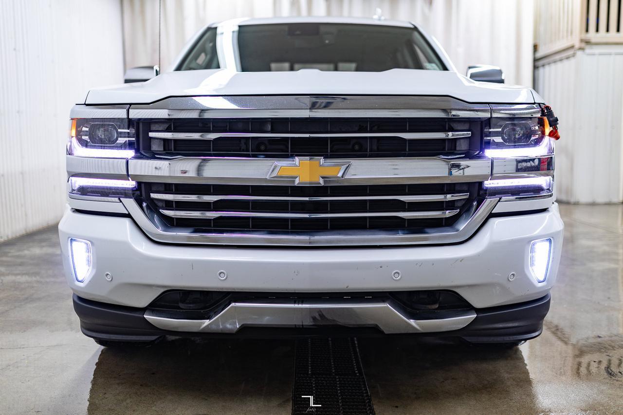 2017 Chevrolet Silverado 1500 4x4 Crew Cab High Country Leather Roof Nav BCam Red Deer AB