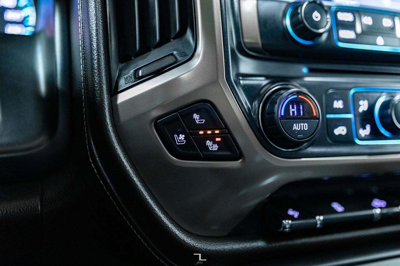 2017 Chevrolet Silverado 1500 4x4 Crew Cab High Country Leather Roof Nav BCam Red Deer AB