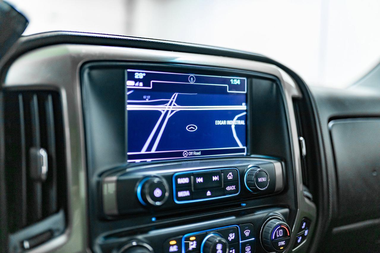 2017 Chevrolet Silverado 1500 4x4 Crew Cab High Country Leather Roof Nav Lift Red Deer AB