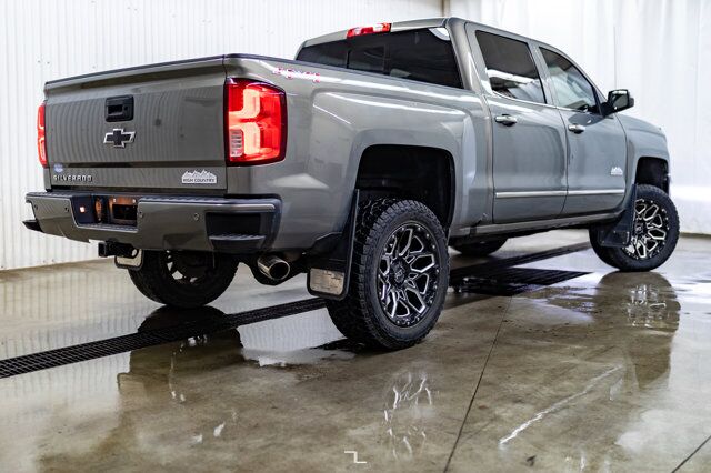2017 Chevrolet Silverado 1500 4x4 Crew Cab High Country Leather Roof Nav Lift Red Deer AB
