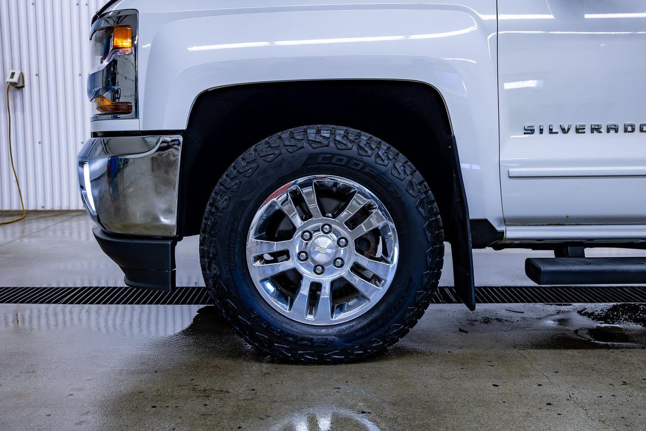 2017 Chevrolet Silverado 1500 4x4 Crew Cab LT Bcam Pseat 6.5FT Box Red Deer AB