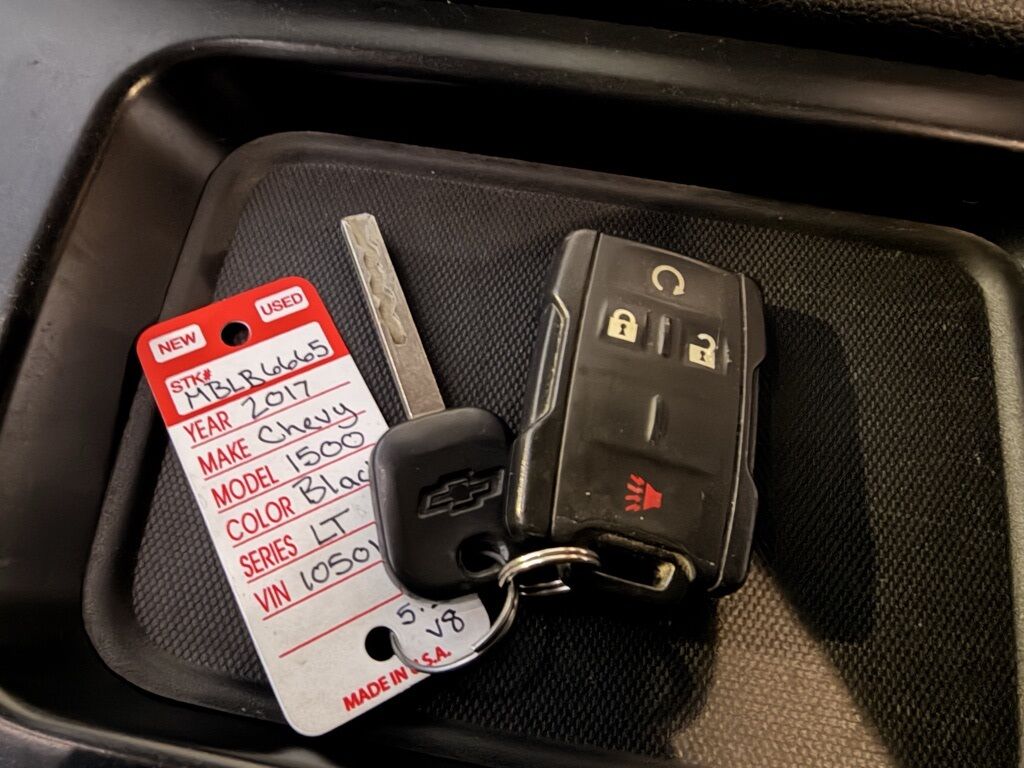 2017 Chevrolet Silverado 1500 4x4 Crew Cab LT Minocqua WI