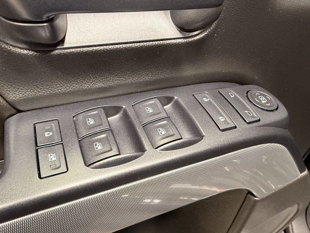 2017 Chevrolet Silverado 1500 4x4 Crew Cab LT Minocqua WI