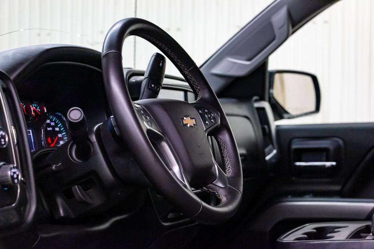 2017 Chevrolet Silverado 1500 4x4 Crew Cab LT Leather Nav BCam Red Deer AB