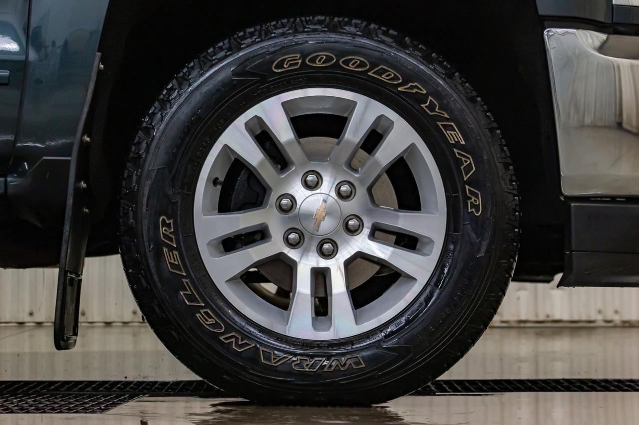 2017 Chevrolet Silverado 1500 4x4 Crew Cab LT Leather Nav BCam Red Deer AB