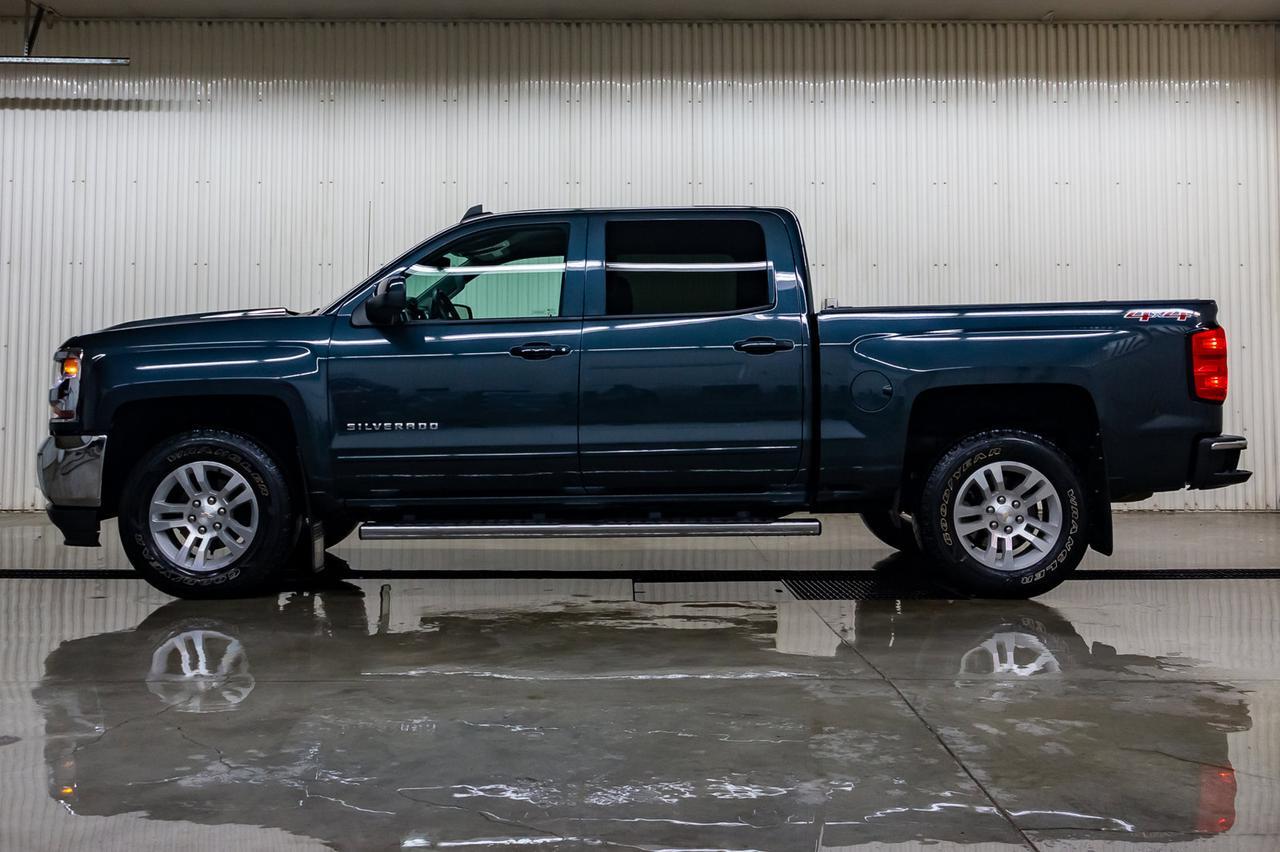 2017 Chevrolet Silverado 1500 4x4 Crew Cab LT Leather Nav BCam Red Deer AB