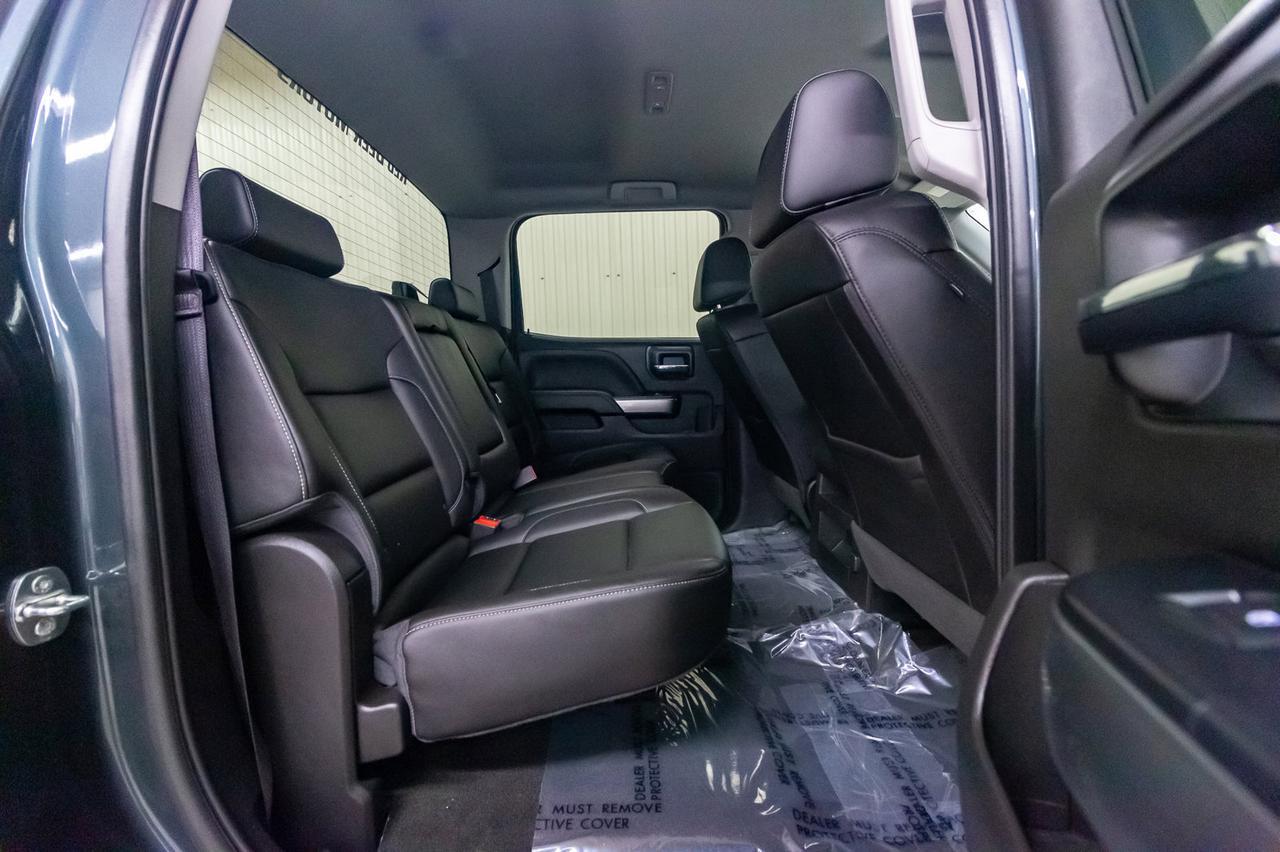 2017 Chevrolet Silverado 1500 4x4 Crew Cab LT Leather Nav BCam Red Deer AB