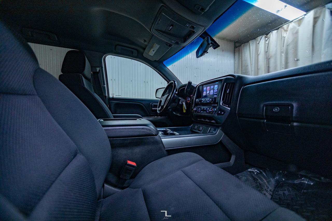 2017 Chevrolet Silverado 1500 4x4 Crew Cab LT PSeat BCam Red Deer AB