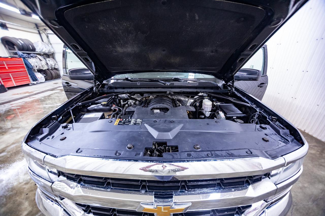 2017 Chevrolet Silverado 1500 4x4 Crew Cab LT PSeat BCam Red Deer AB