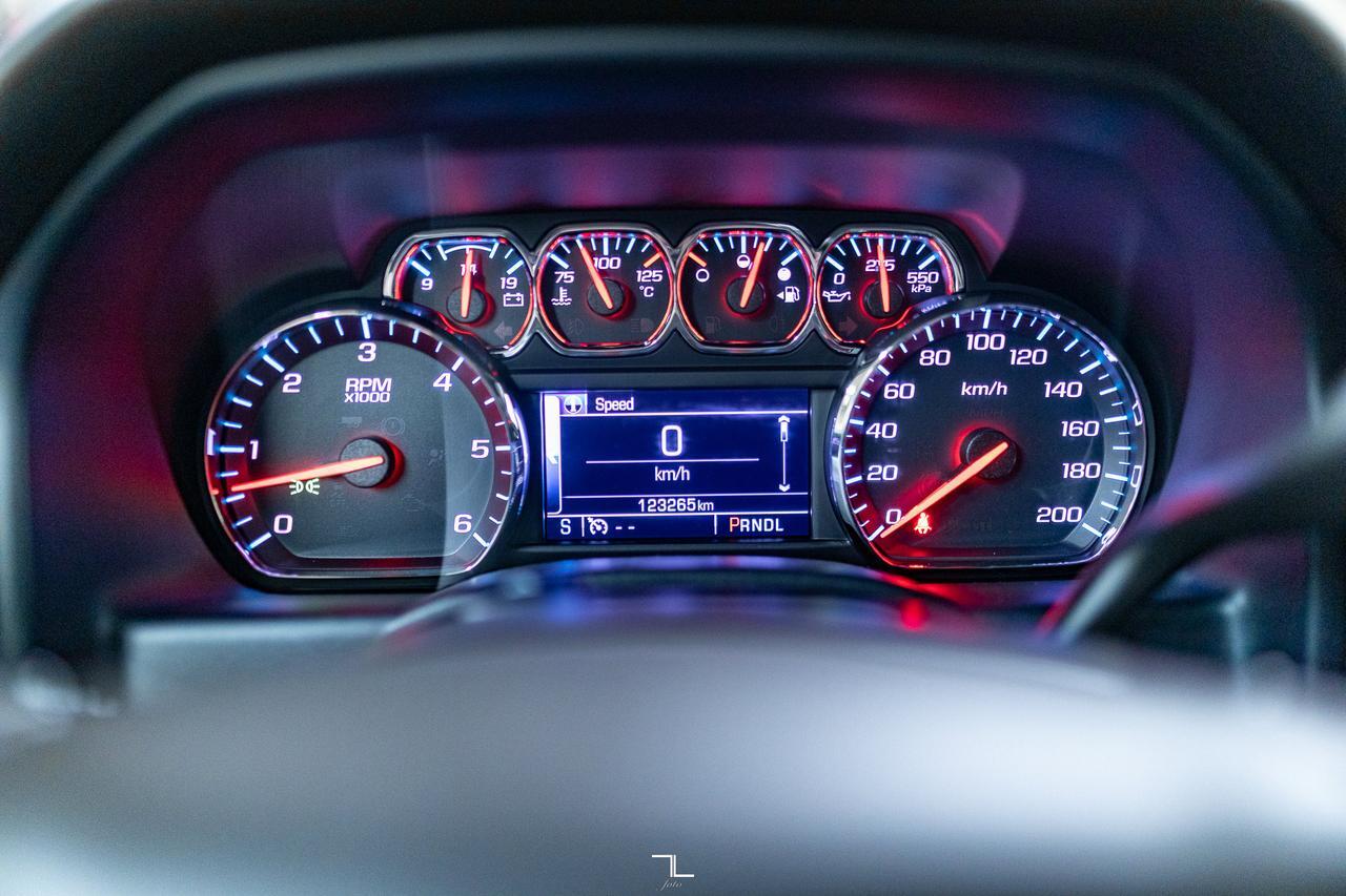 2017 Chevrolet Silverado 1500 4x4 Crew Cab LT PSeat BCam Red Deer AB