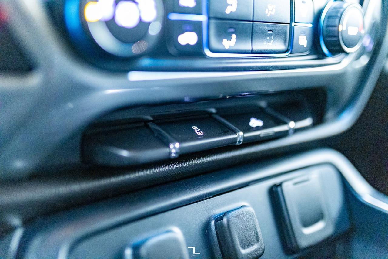 2017 Chevrolet Silverado 1500 4x4 Crew Cab LT PSeat BCam Red Deer AB