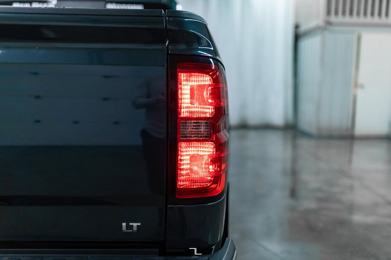 2017 Chevrolet Silverado 1500 4x4 Crew Cab LT PSeat BCam Red Deer AB