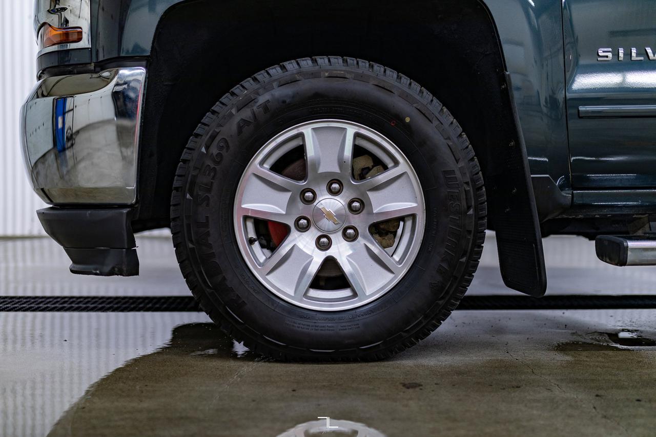 2017 Chevrolet Silverado 1500 4x4 Crew Cab LT PSeat BCam Red Deer AB