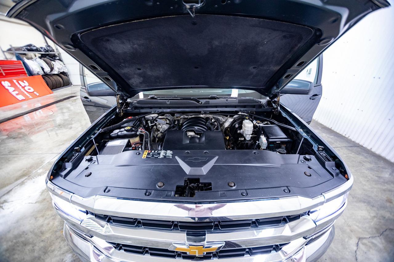 2017 Chevrolet Silverado 1500 4x4 Crew Cab LT PSeat BCam Red Deer AB