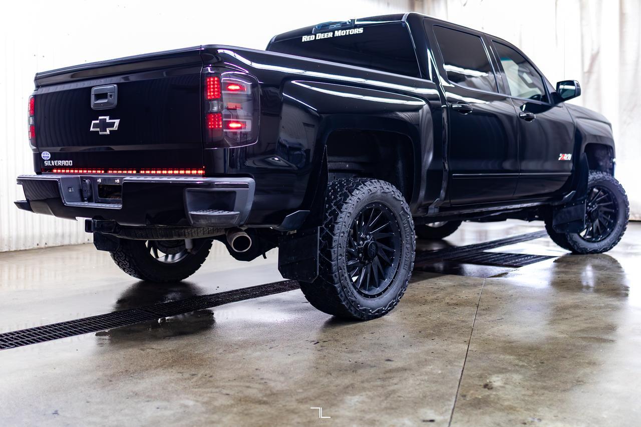 2017 Chevrolet Silverado 1500 4x4 Crew Cab LT Z71 BCam Lift Kit Red Deer AB