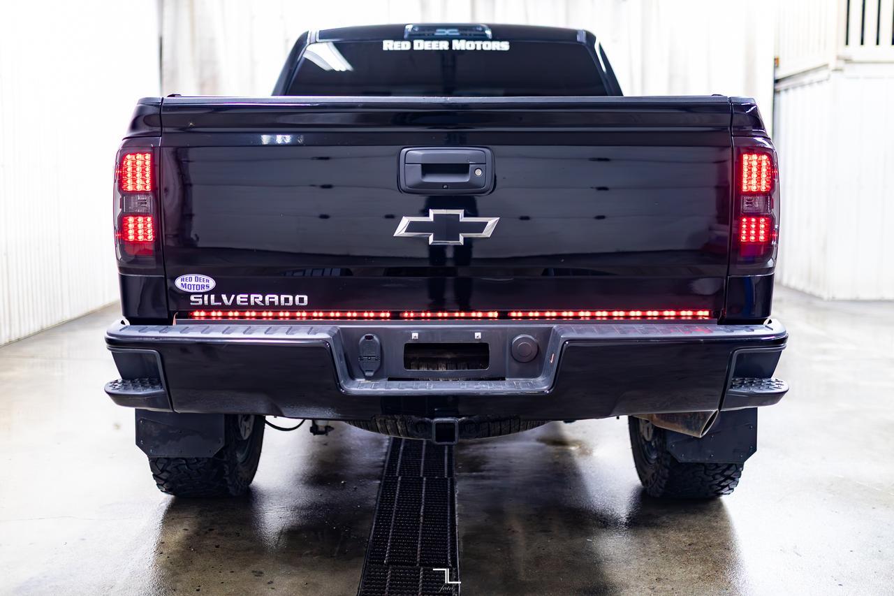 2017 Chevrolet Silverado 1500 4x4 Crew Cab LT Z71 BCam Lift Kit Red Deer AB