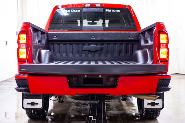 2017 Chevrolet Silverado 1500 4x4 Crew Cab LT Z71 BCam Red Deer AB