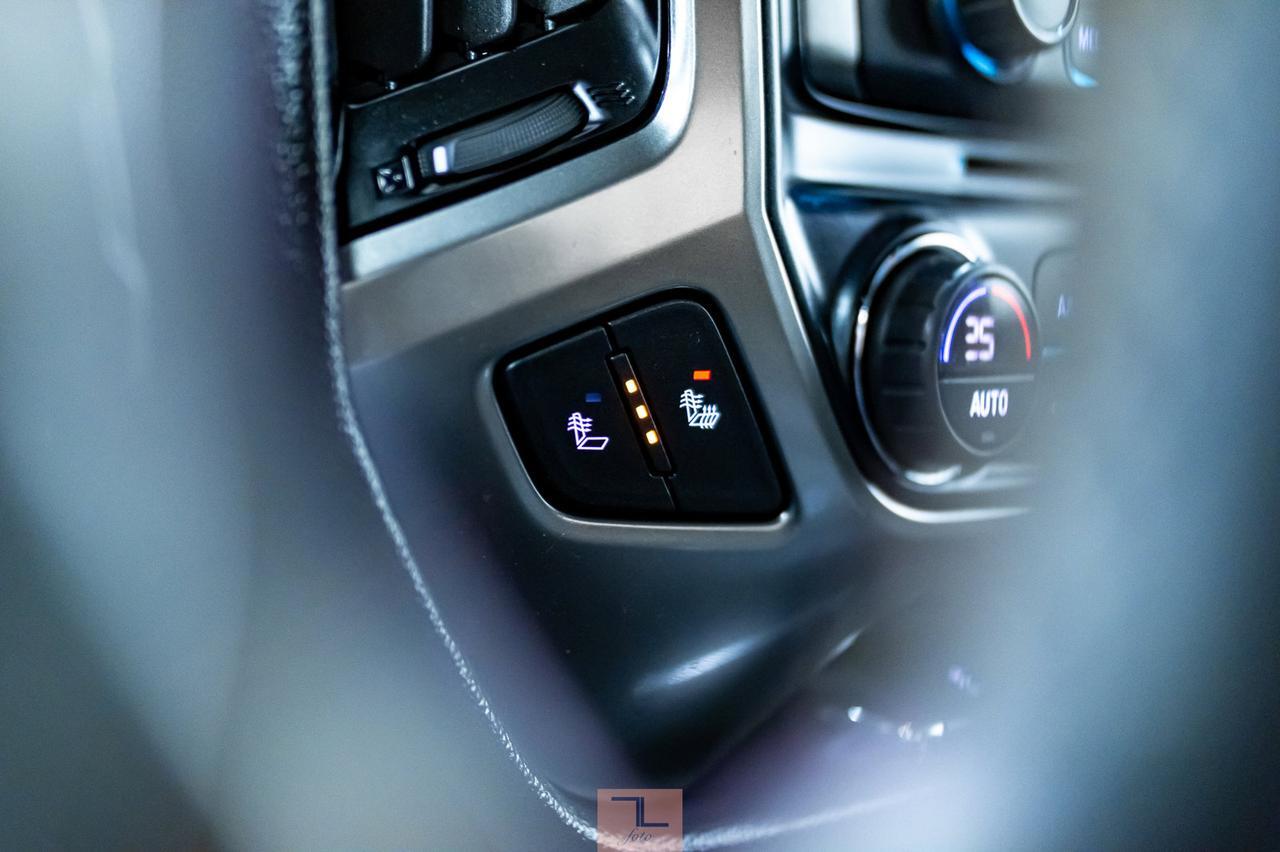 2017 Chevrolet Silverado 1500 4x4 Crew Cab LT Z71 BCam Red Deer AB