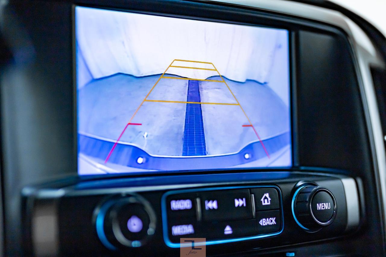 2017 Chevrolet Silverado 1500 4x4 Crew Cab LT Z71 BCam Red Deer AB