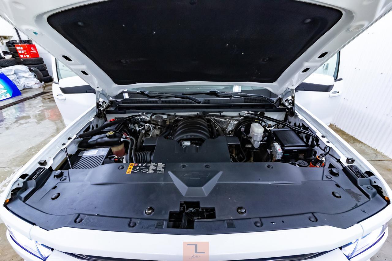 2017 Chevrolet Silverado 1500 4x4 Crew Cab LT Z71 BCam Red Deer AB