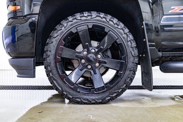 2017 Chevrolet Silverado 1500 4x4 Crew Cab LT Z71 BCam Red Deer AB