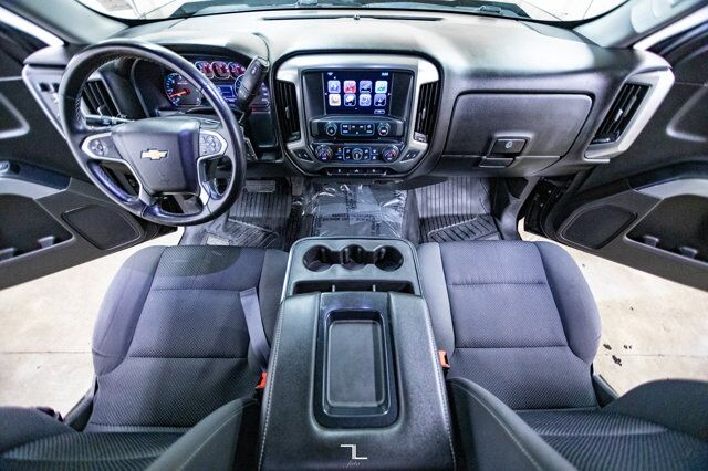 2017 Chevrolet Silverado 1500 4x4 Crew Cab LT Z71 BCam Red Deer AB