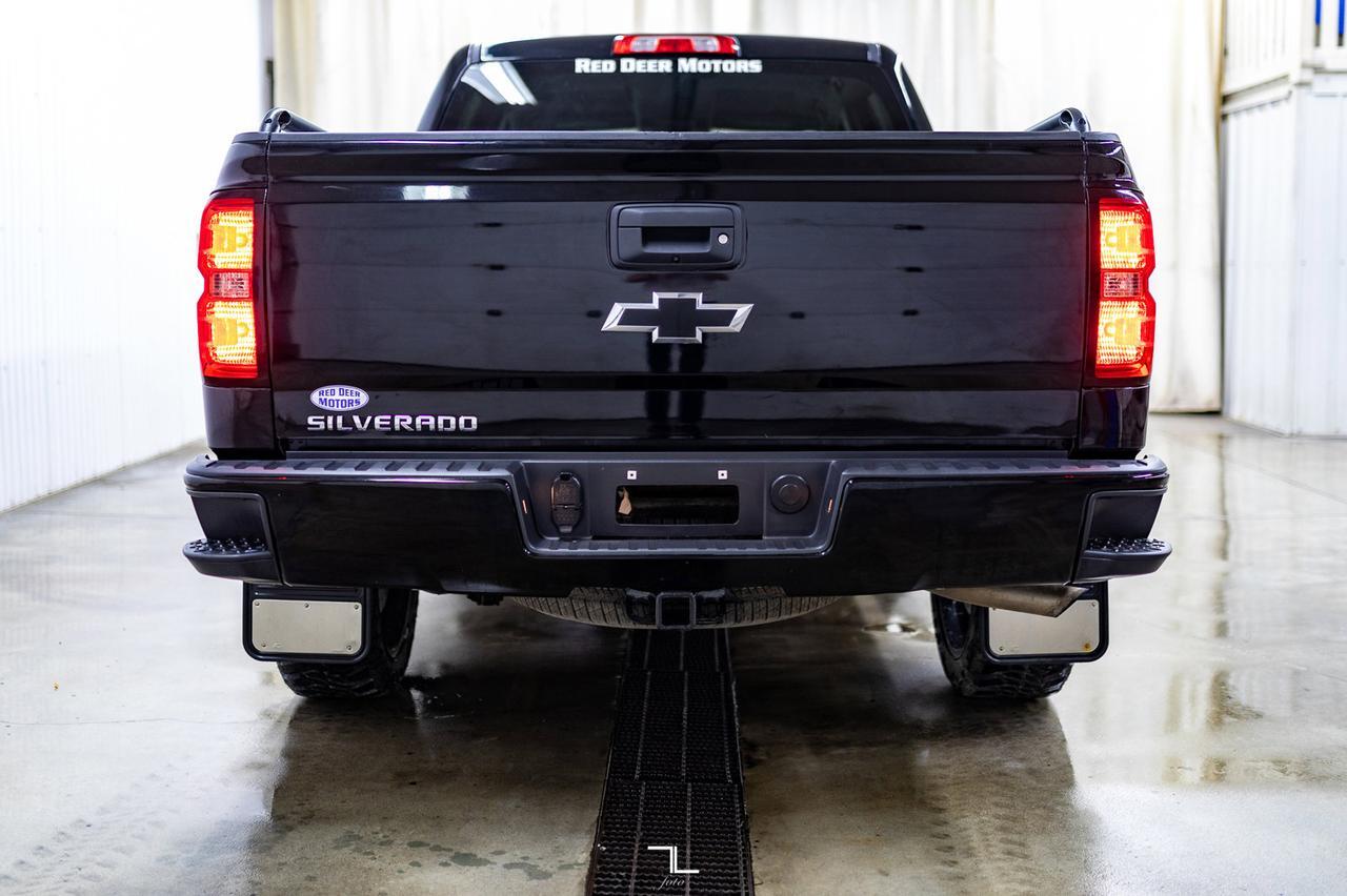 2017 Chevrolet Silverado 1500 4x4 Crew Cab LT Z71 BCam Red Deer AB