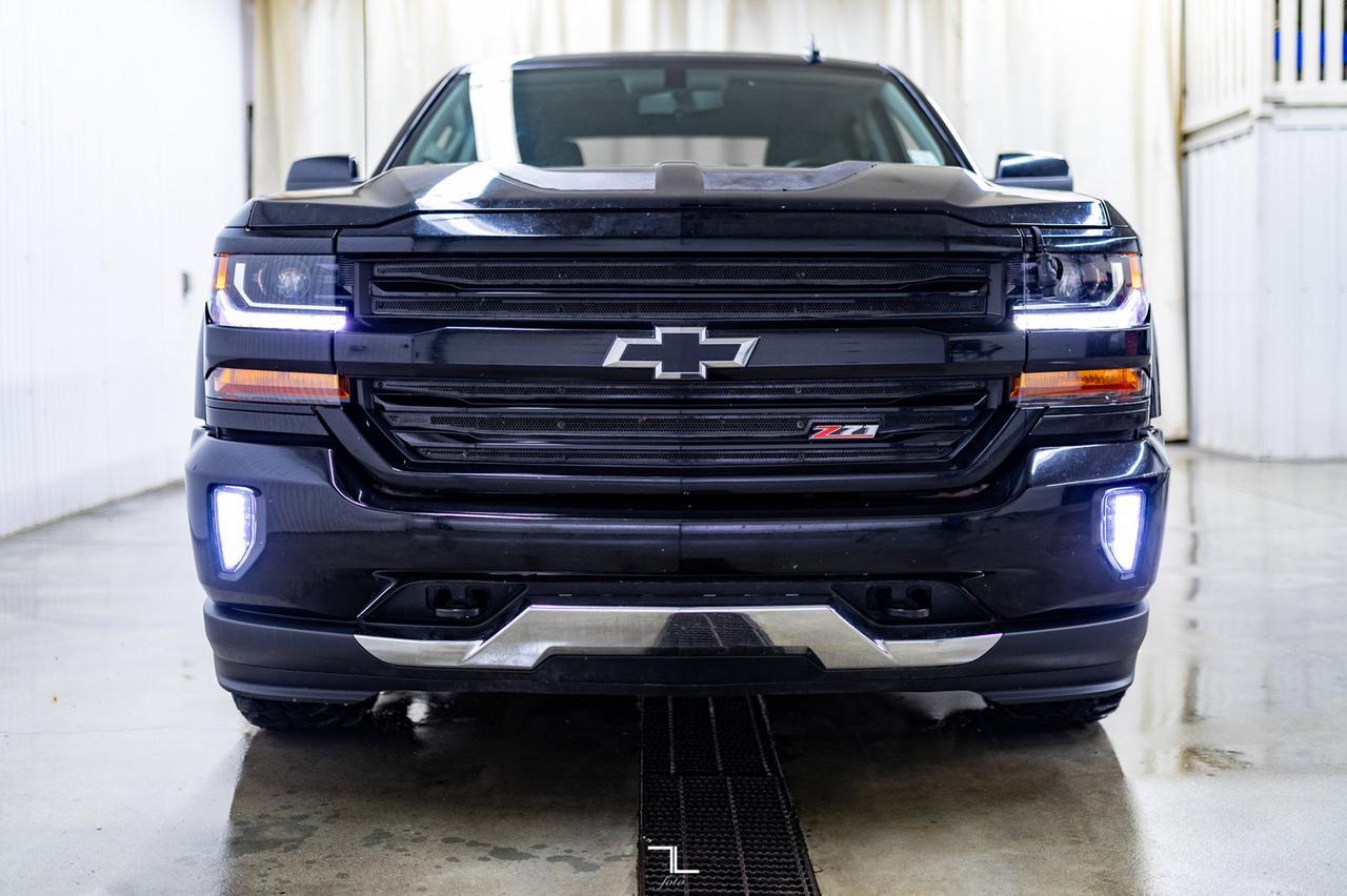 2017 Chevrolet Silverado 1500 4x4 Crew Cab LT Z71 BCam Red Deer AB
