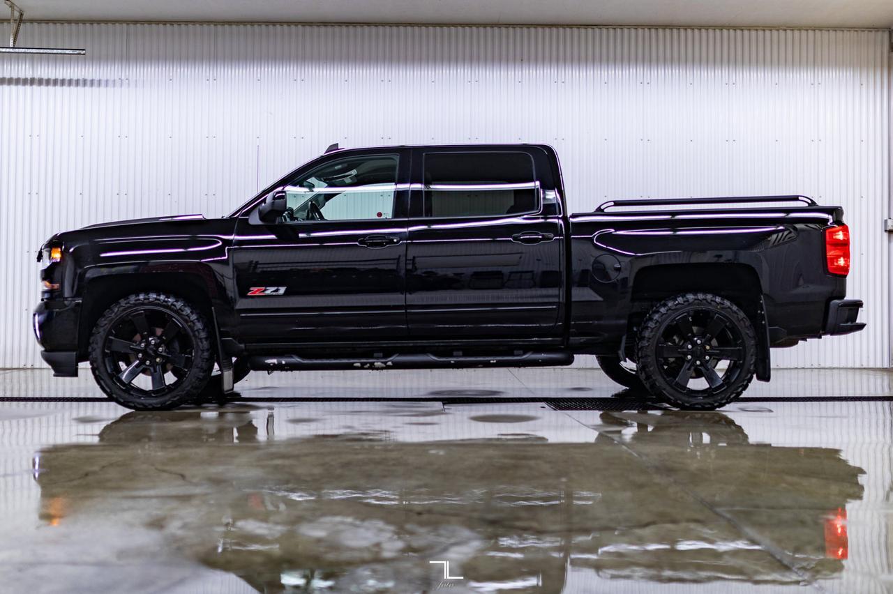 2017 Chevrolet Silverado 1500 4x4 Crew Cab LT Z71 BCam Red Deer AB
