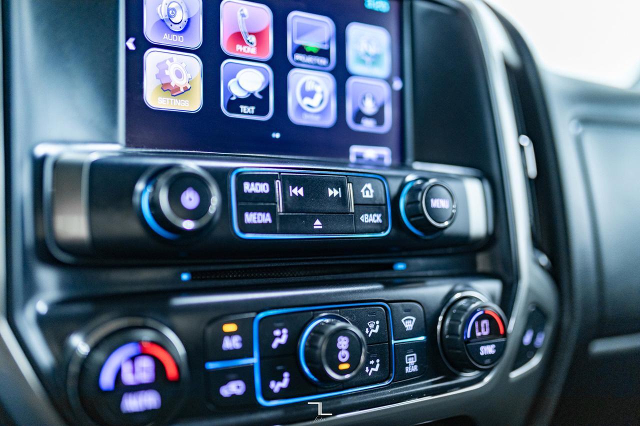 2017 Chevrolet Silverado 1500 4x4 Crew Cab LT Z71 BCam Red Deer AB