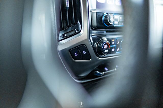 2017 Chevrolet Silverado 1500 4x4 Crew Cab LT Z71 BCam Red Deer AB