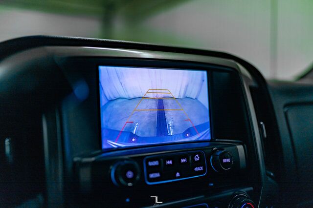 2017 Chevrolet Silverado 1500 4x4 Crew Cab LT Z71 BCam Red Deer AB