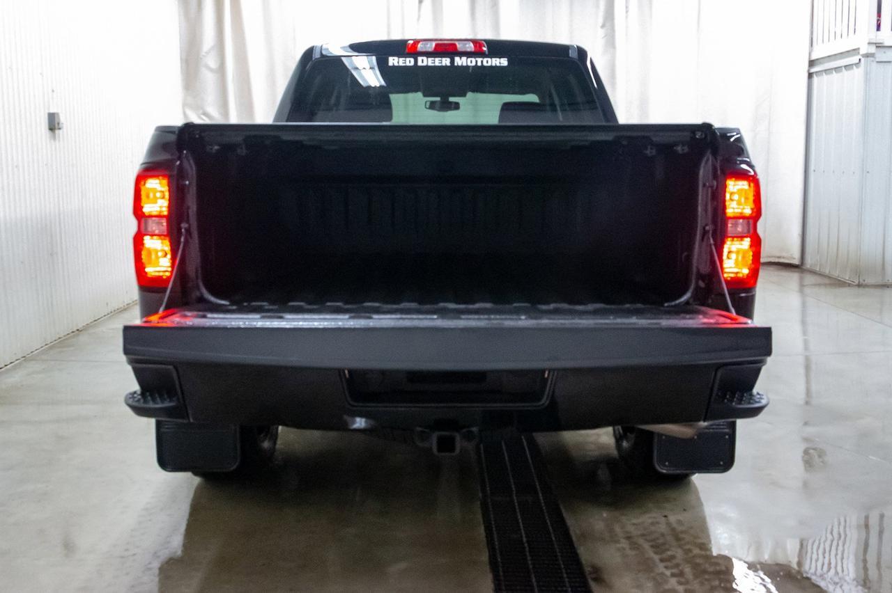 2017 Chevrolet Silverado 1500 4x4 Crew Cab LT Z71 BCam Red Deer AB