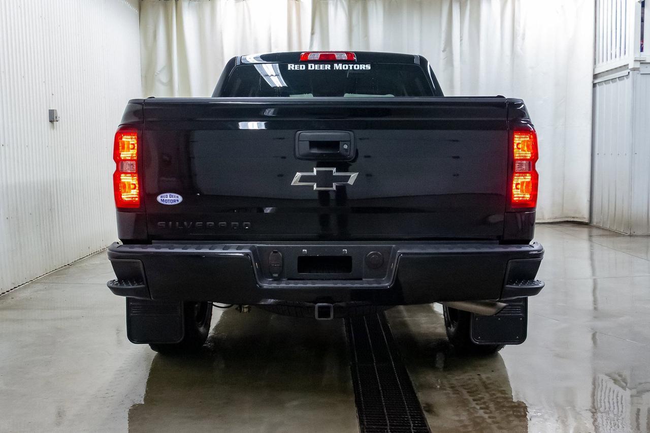 2017 Chevrolet Silverado 1500 4x4 Crew Cab LT Z71 BCam Red Deer AB
