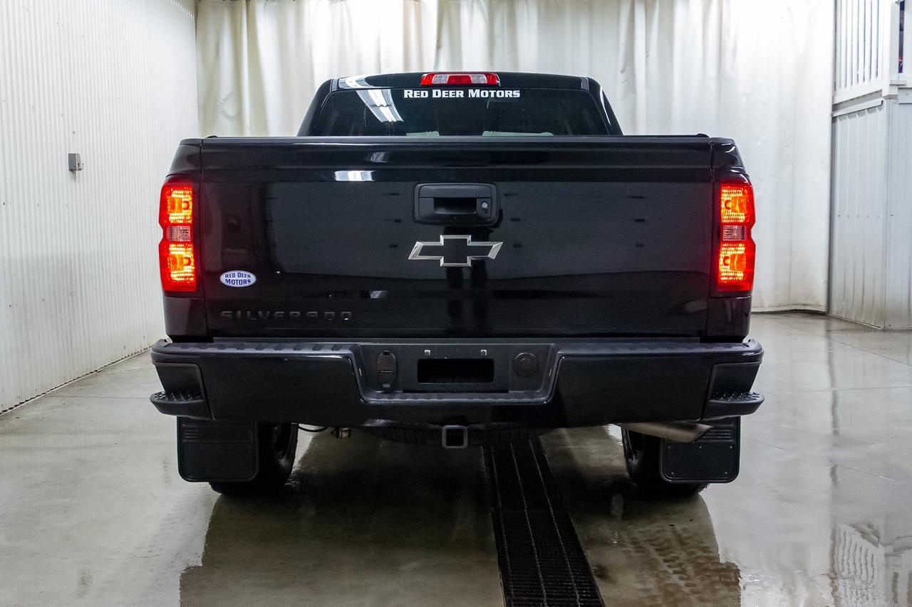 2017 Chevrolet Silverado 1500 4x4 Crew Cab LT Z71 BCam Red Deer AB