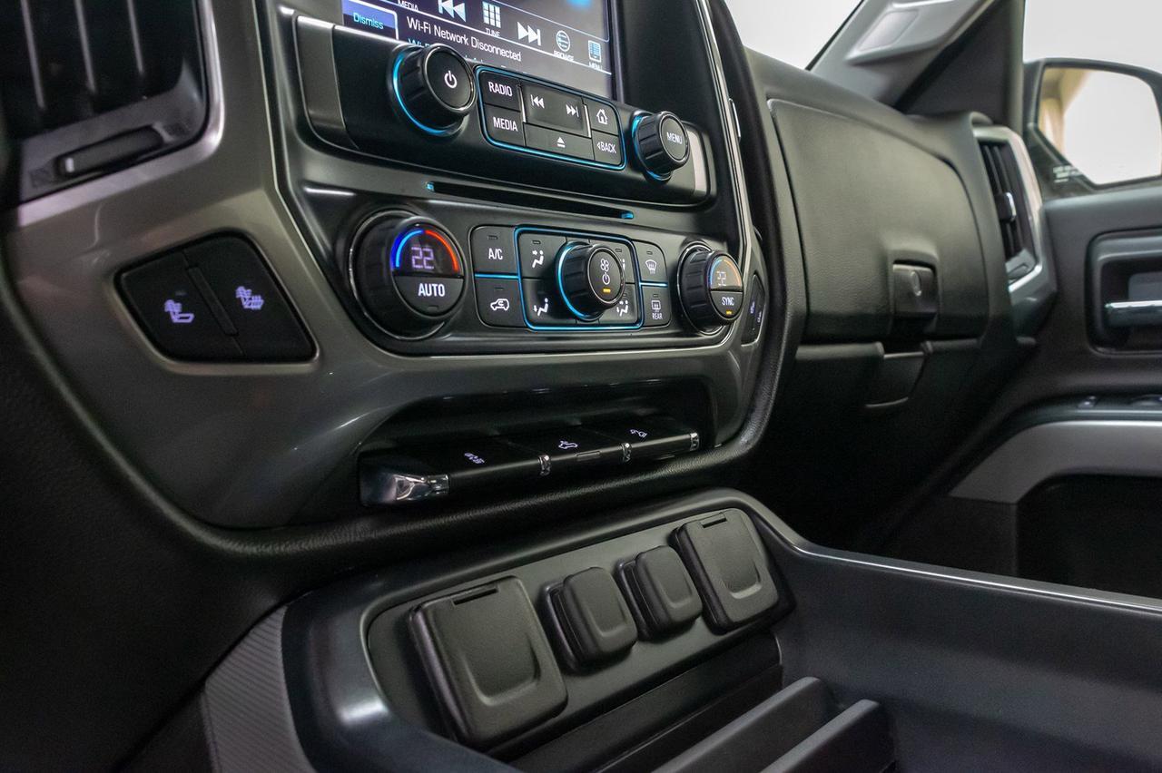 2017 Chevrolet Silverado 1500 4x4 Crew Cab LT Z71 BCam Red Deer AB