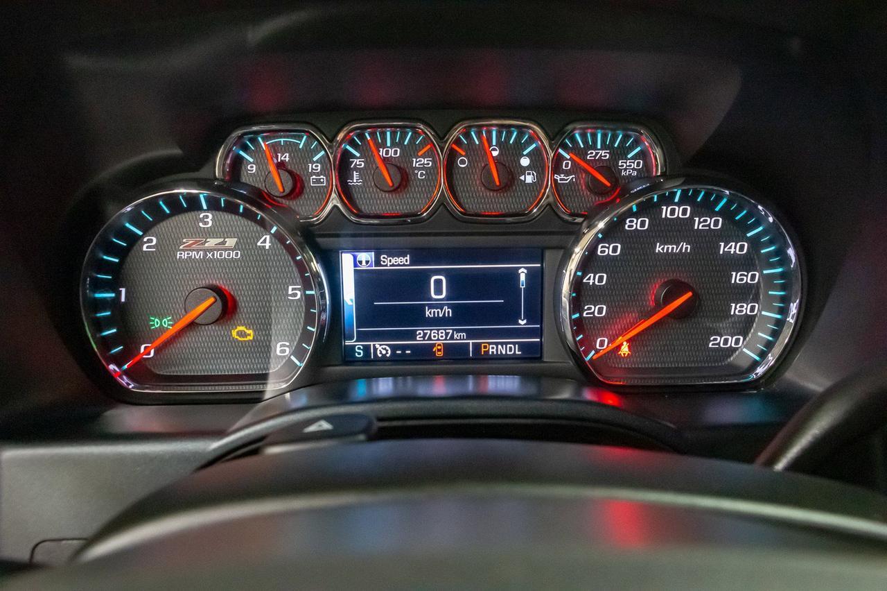 2017 Chevrolet Silverado 1500 4x4 Crew Cab LT Z71 BCam Red Deer AB