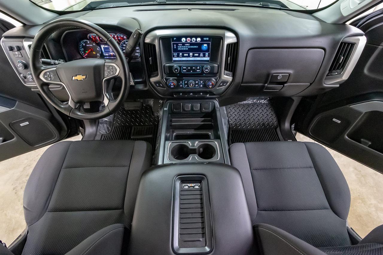 2017 Chevrolet Silverado 1500 4x4 Crew Cab LT Z71 BCam Red Deer AB