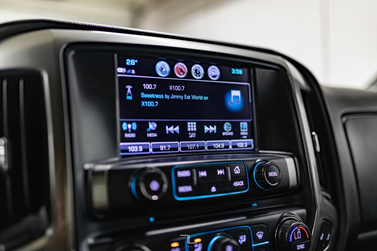 2017 Chevrolet Silverado 1500 4x4 Crew Cab LT Z71 Leather BCam Red Deer AB