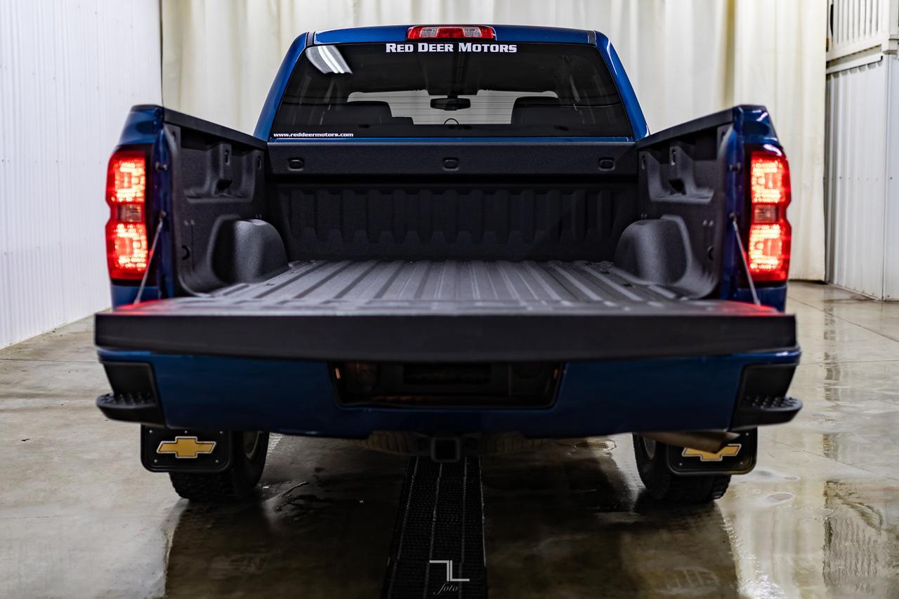 2017 Chevrolet Silverado 1500 4x4 Crew Cab LT Z71 Leather BCam Red Deer AB