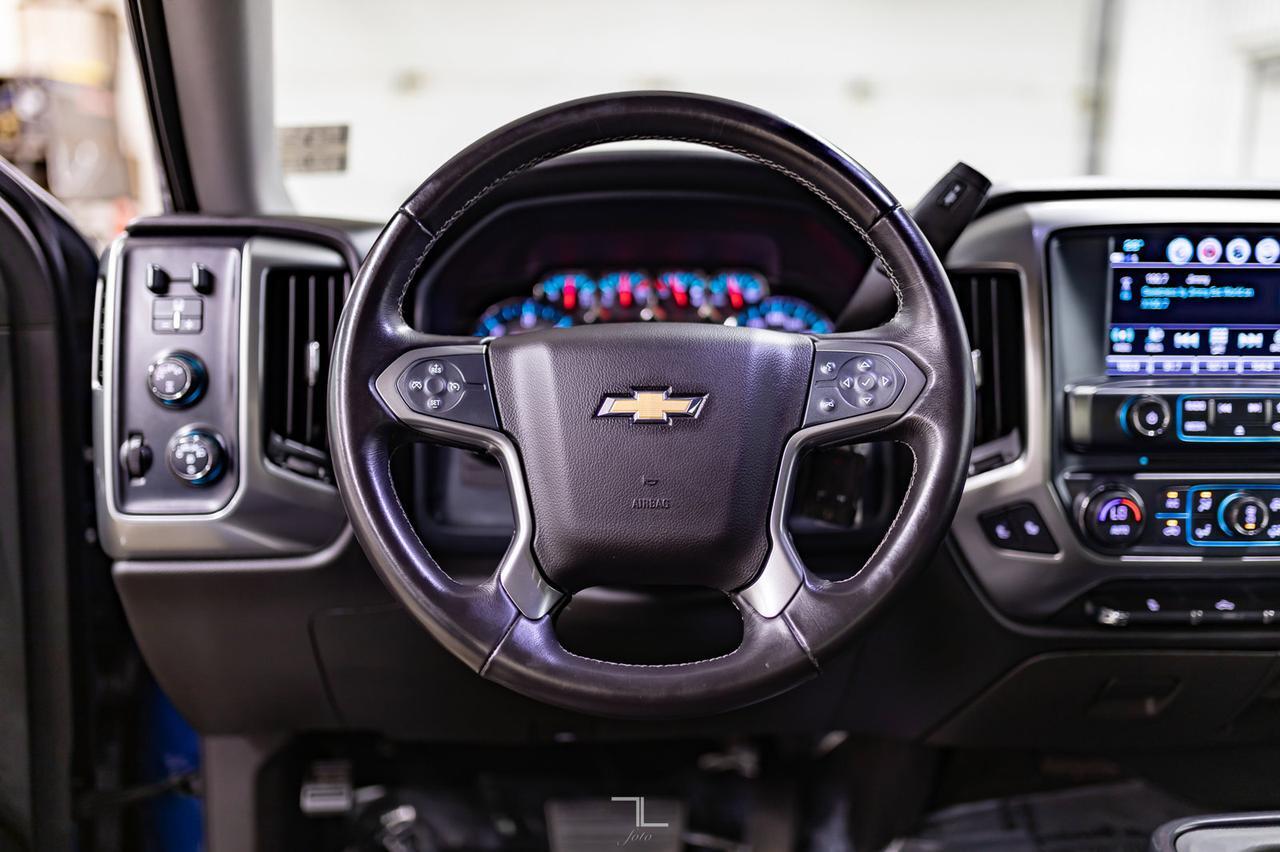 2017 Chevrolet Silverado 1500 4x4 Crew Cab LT Z71 Leather BCam Red Deer AB