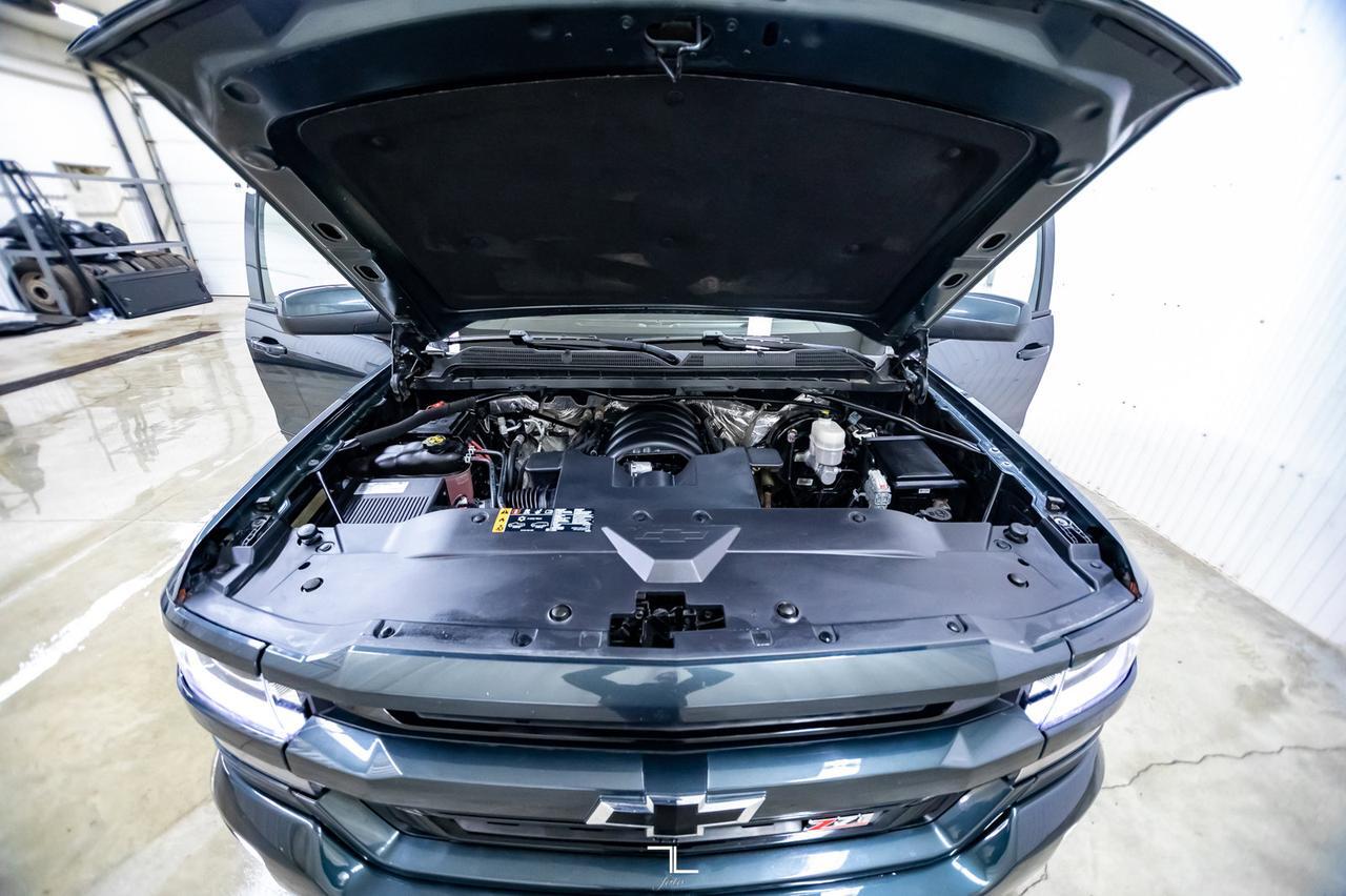 2017 Chevrolet Silverado 1500 4x4 Crew Cab LT Z71 Leather BCam Red Deer AB