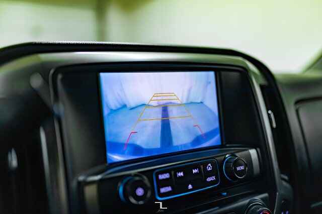 2017 Chevrolet Silverado 1500 4x4 Crew Cab LT Z71 Leather BCam Red Deer AB