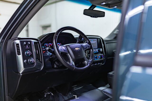 2017 Chevrolet Silverado 1500 4x4 Crew Cab LT Z71 Leather BCam Red Deer AB