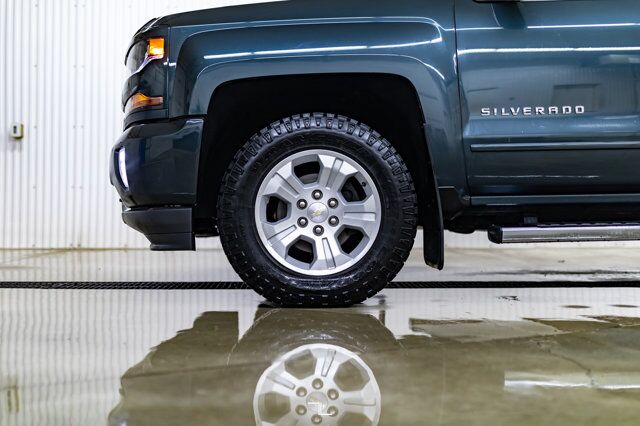 2017 Chevrolet Silverado 1500 4x4 Crew Cab LT Z71 Leather BCam Red Deer AB