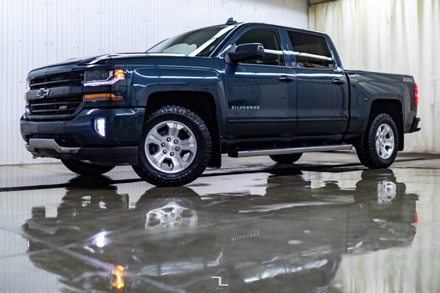 2017 Chevrolet Silverado 1500 4x4 Crew Cab LT Z71 Leather BCam Red Deer AB