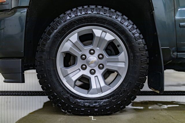 2017 Chevrolet Silverado 1500 4x4 Crew Cab LT Z71 Leather BCam Red Deer AB